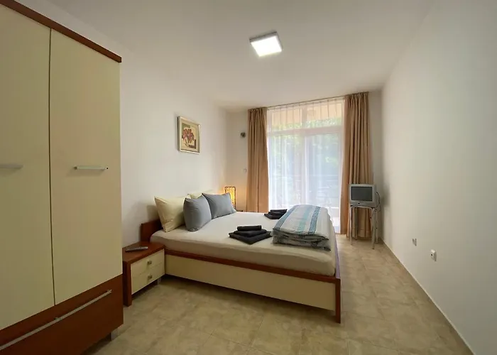 Anita A15 Family Sunny شقة