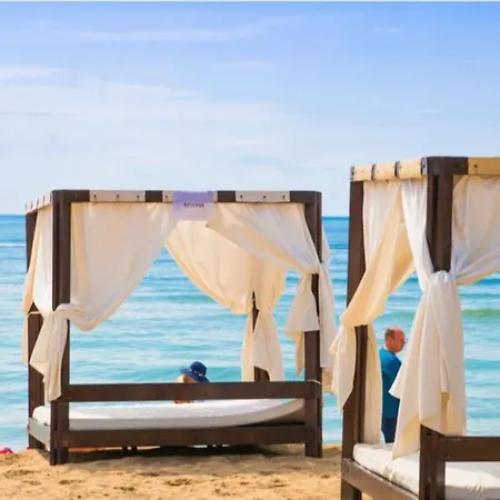 Anita A15 Family Sunny *